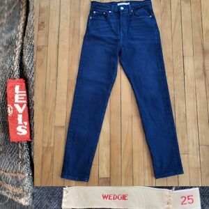 Levi's Premium Big E Wedgie Jeans Slim fit‎  Dark Wash